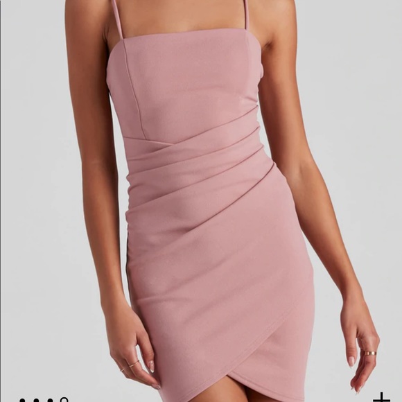 light pink minidress - Picture 2 of 2